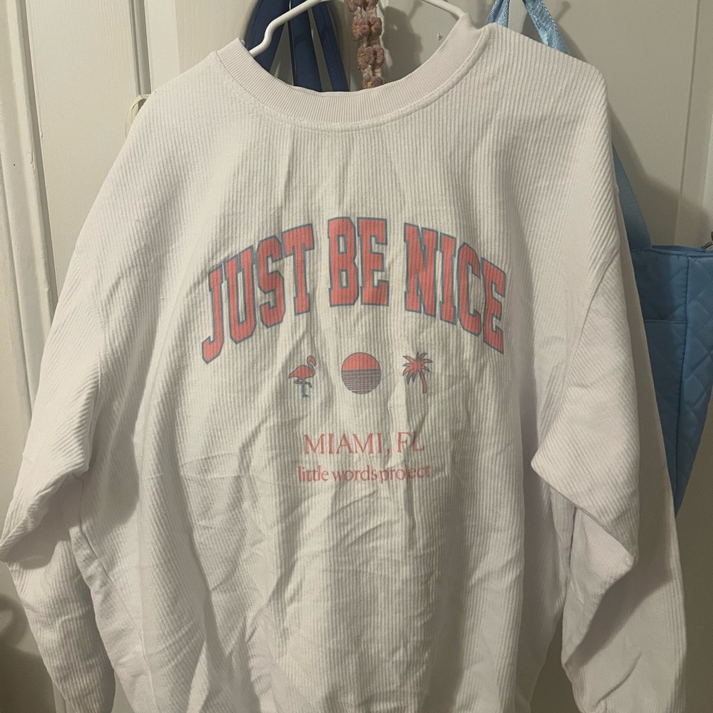 White 'Just Be Nice' Graphic Sweatshirt